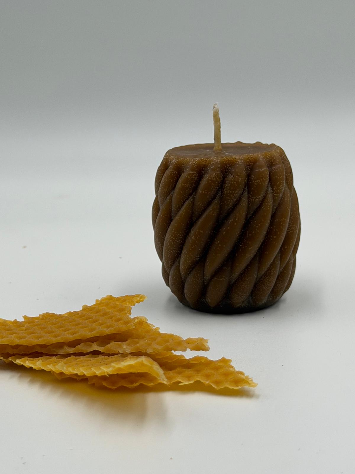 Vela de Cera Virgen "Colmena Trenzada" (100g)